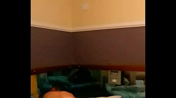 Play MP4 - Branquinho&comma;  magrelo e metedor&excl;