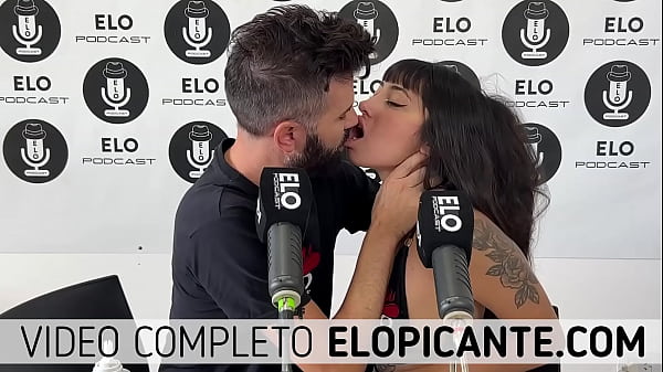 PAO DULZURA JUEGA AL PIEDRA PAPEL O TIJERA 