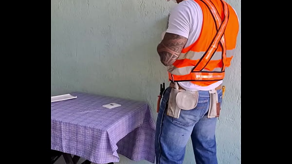 Nonton Esperei Meu Marido Ir Trabalhar E Dei Gostoso Pro Eletricista Parte 1 thumbnail