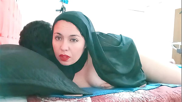 Indian Muslim stepmother gets fucked by herstepsonin the_morning