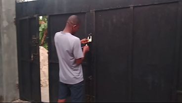 Nonton We Are Outside We Want To Shoot Outside Scene In Uncompleted Building thumbnail