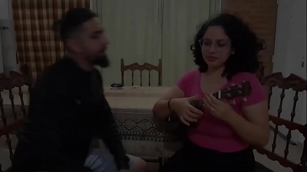 Nonton La Mejor Leccion De Musica De Tu Vida.doy Clases Los Jueves No Cobro Mucho.babyluna939 thumbnail