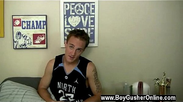 Gay Amish Me With A Generous Amount Of Lube He Resumes Tugging His thumbnail