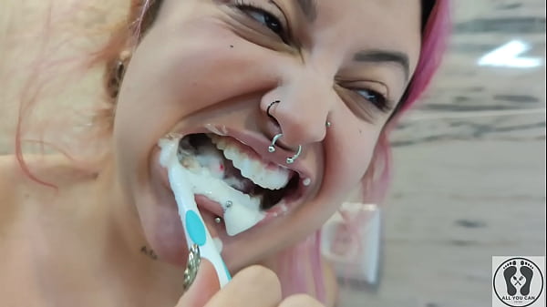 4K DENTAL HYGIENIST ROUTINE MOUTH FETISH CLOSEUPS NAKED REBECA ADDAMS