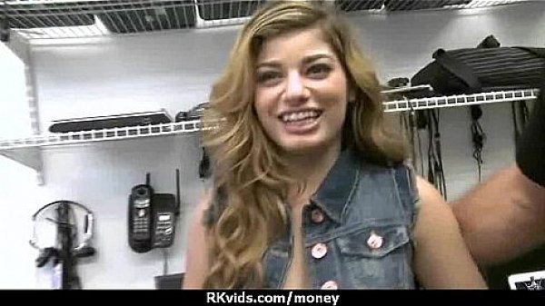 These horny amateurs know that money talks 29