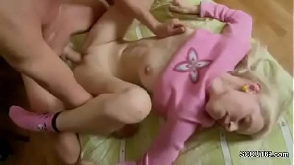 Play MP4 - Sister lost her Virgin by Help of own Step-Bro