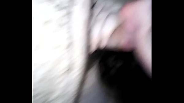 Play MP4 - Bad girl starts peeing while sucking daddy cock