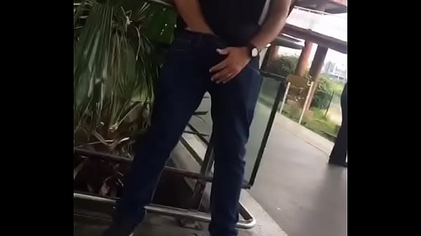 Play MP4 - A ca&ccedil;a de MahteusOz