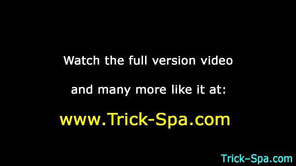 Hottie gets pussy massage 