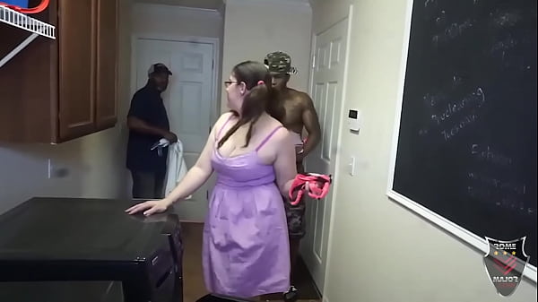 Play MP4 - Nerdy Teen Vicki Verona Gets 2 Big Cocks While Waiting For Her Laundry&excl;