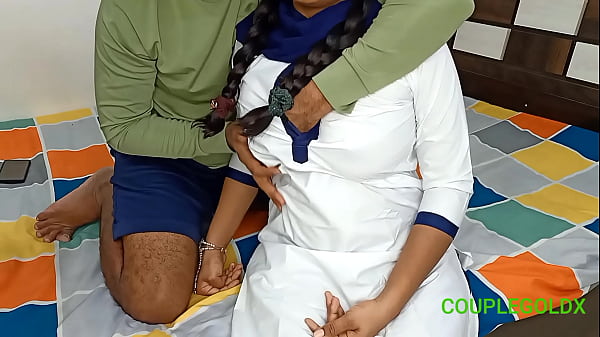 Play MP4 - स्कूल में छोड़ कर आओ ना भैया मुझे उठने लेट हो गया था