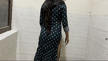 Nonton Indian Hot Bhabhi Fucked With Devar Ji Dirty In Washroom In Hindi Audio thumbnail