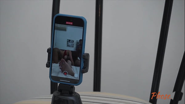 Big titty milf moon flower gets her pussy creampied by maxim 