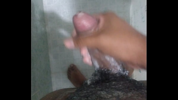 Play MP4 - Jalandomela en el ba&ntilde;o