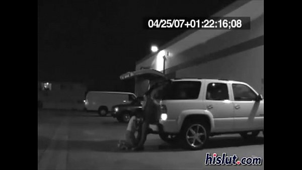 Play MP4 - Blowjob in parking lot