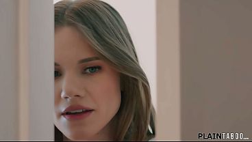 Stepdaughter Rose Carter Peeps Through The Open Door And Sees Her Stepdad Fucking A Toy.when He Blindfolds Himself She Quickly Puts Her Pussy Ifo Him thumbnail