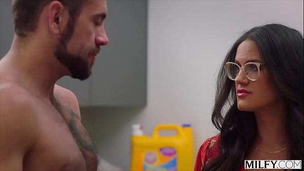 Play MP4 - MILFY Tasty MILF Penny is hungry for young stud's cock