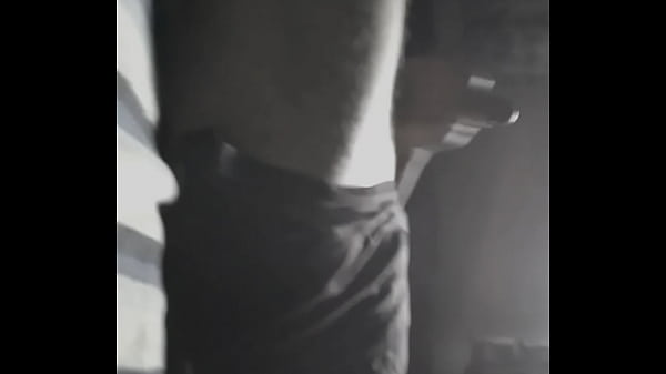 Play MP4 - naked man