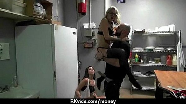 Amateur girl likes to suck cock for cash 30 