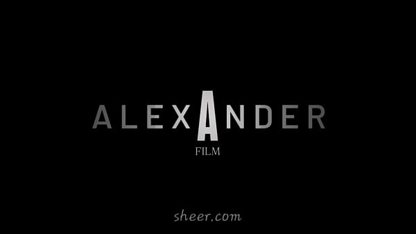 Nonton Autoerotismo | Esclusivo - Masturbazione Con Sega Intensa Pi&ugrave; Pisciata Sulla Terrazza Della Matrigna In Pubblico E Un Grande Cazzo Bianco Italiano thumbnail