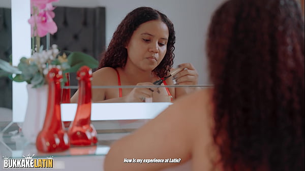 Bukkake latin caro canela ninfomana colombiana recibe leche en grandes cantidades 