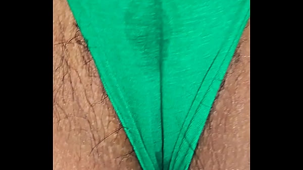 Nonton Pussy Up Close Wet And Creamy thumbnail