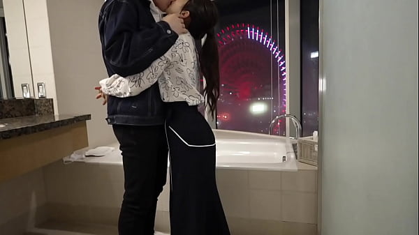 Part1 ギャップがエグい清楚系盛り娘【まい 20歳 専門生】美容系の専門学校に通う見た目清楚でポニーテールが可愛い『まい』ちゃんと夜に待ち合わせ。 合流して早々「お泊り？」と聞いてきてまいちゃんは既にセックスする気満々。中出し&顔射で今回もしっかりマーキングさせて頂きました