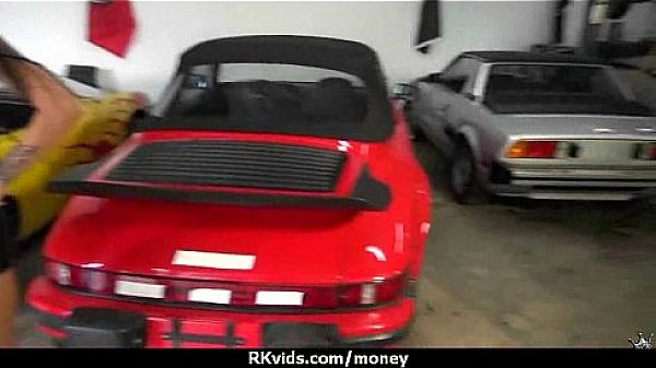 Nonton Slutty Amateur Babe Is Paid Cash From Some Crazy Public Sex 19 thumbnail