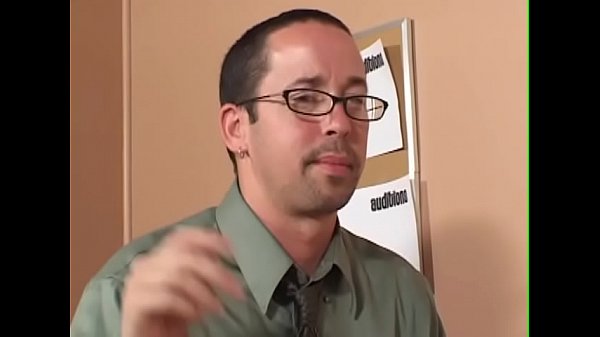 Play MP4 - Erst das Interview - dann fick ich dich