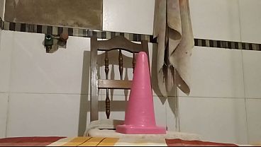 Traffic Cone Rompiendo Mi Culo thumbnail