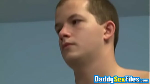 Play MP4 - Doctor Joe Parker group pounding young jocks after blowjobs