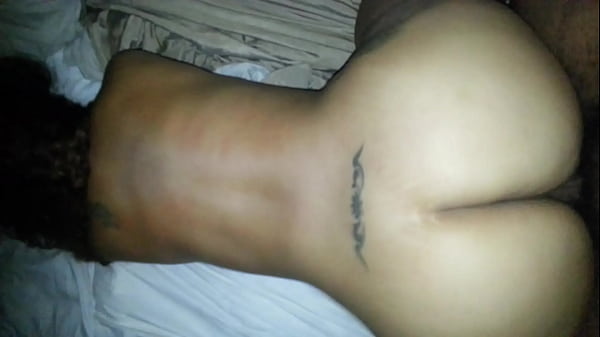 Play MP4 - latin girl big ass claps on long dick