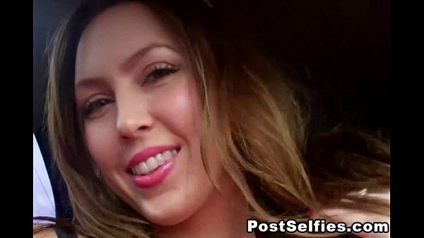 This_Girl GotSo Horny In TheCar