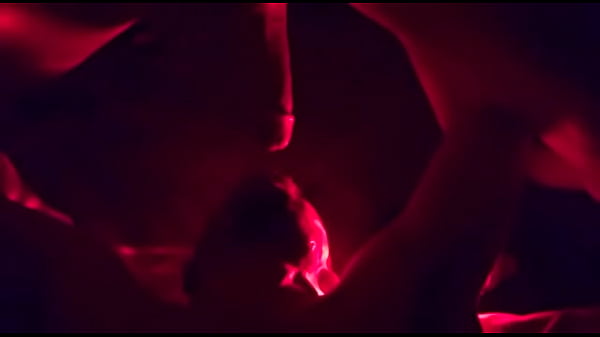 A mi amigo le fascina chuparla a toda 