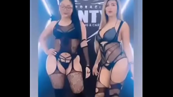 Nonton Anfitrionas Y Modelos thumbnail