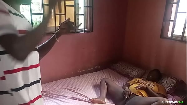 Fan repairer_fucked the mistress while fixing her badfan