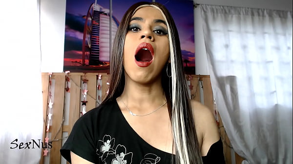 Abriendo la boca paratu chimbo