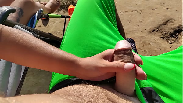 Play MP4 - Risky outdoor handjob from teen stepsister at the public beach&period; Almost caught by the police