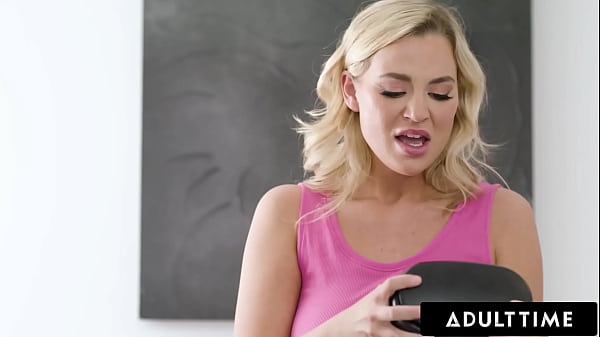 Play MP4 - ADULT TIME - Sex Is Better In Real Life&excl; Blake Blossom Shows Roomie Gyspy Rose She's Better Than VR