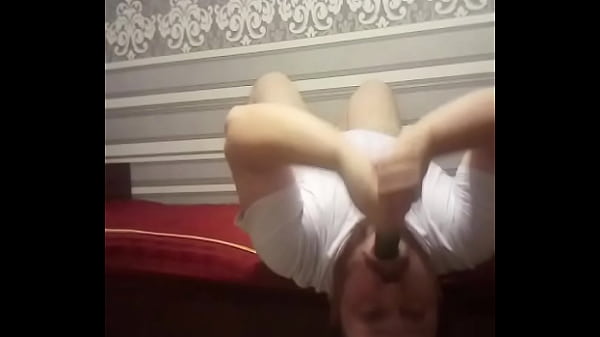 Лишь бы на моей работе никто не узнал что я грязная потная шлюха! 