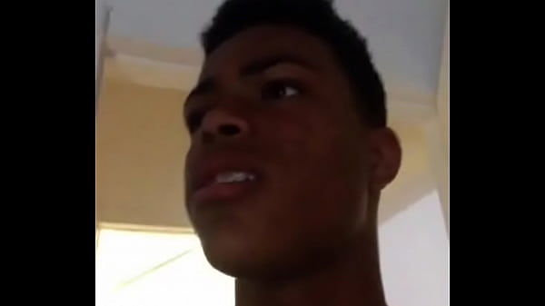 trim.3176E98B-D903-4D5C-9F63-029C67D4ED17.MOV 