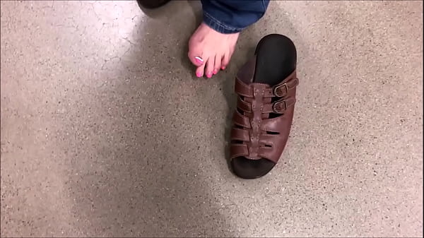 Nonton Smelly Corn Chip Feet thumbnail