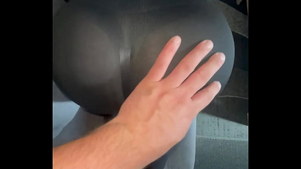 Nonton My Step Sister Finish Work And Come Back Hot And Want My Dick, She Stay Doggy And I Fuck Her Hard From The Back, She Have Beautiful Big Bum thumbnail