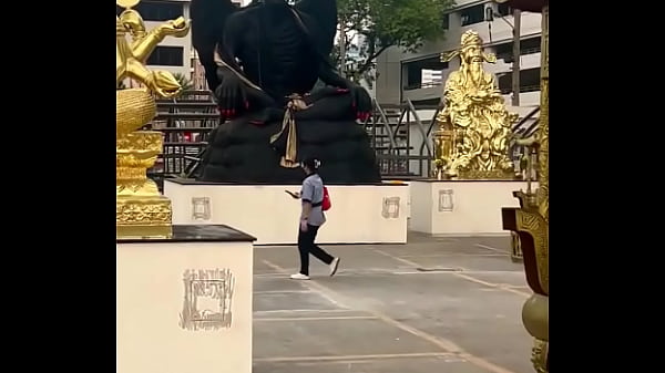 Not my idea of buddha i certainly don&rsquo;t want my picture under him i like my happy life 