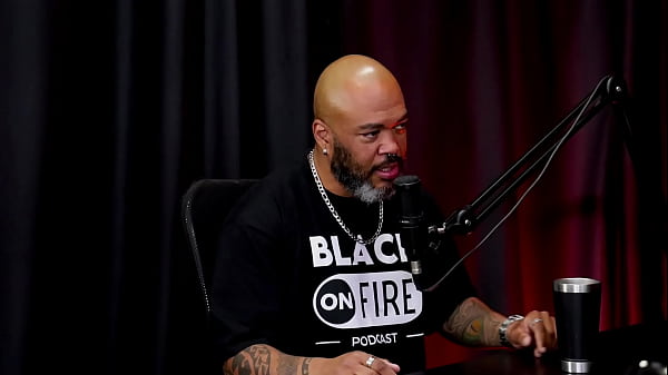 Play MP4 - Adora um cabar&eacute;&comma; est&aacute; no primeiro relacionamento aberto&comma; tem tr&ecirc;s mulheres&comma; e foi pedida em casamento - Natt Paradise & Rapos&atilde;o &lpar;WATCH ON&colon; SHEER&sol;RED&rpar;