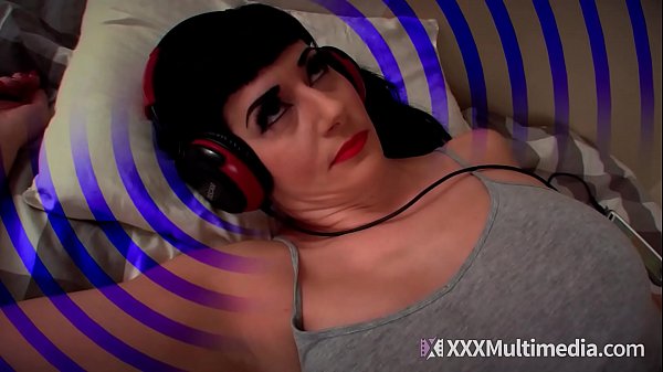 Play MP4 - Step Mom Body Transfer Headphones Nyxon