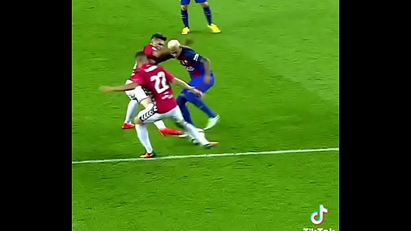 Neymar fodendo geral e deixando nego com o cu preto 