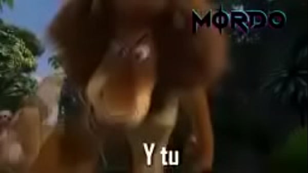 Alex el leon cogiendo al rey julier