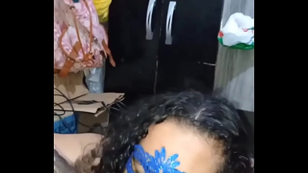 Minha puta gulosa tomando leite de piroca halloween 