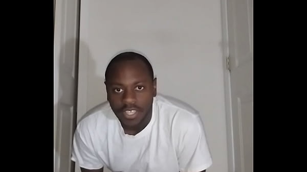 Relaxing_eating stretching and thinking of what to say and do to_sound more thankful for_free around religious holidays like Thanksgiving1